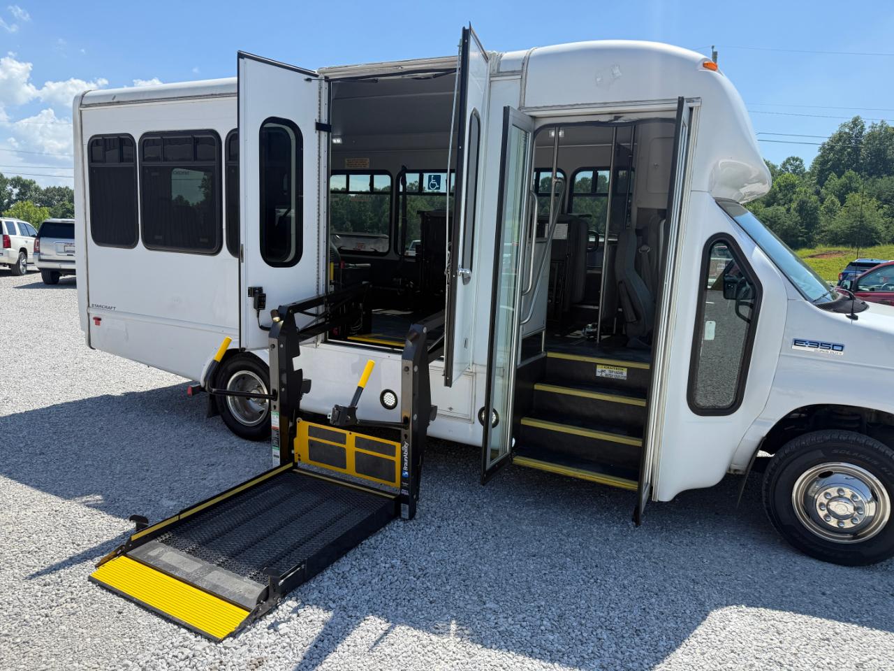 Ford Econoline E350 2016