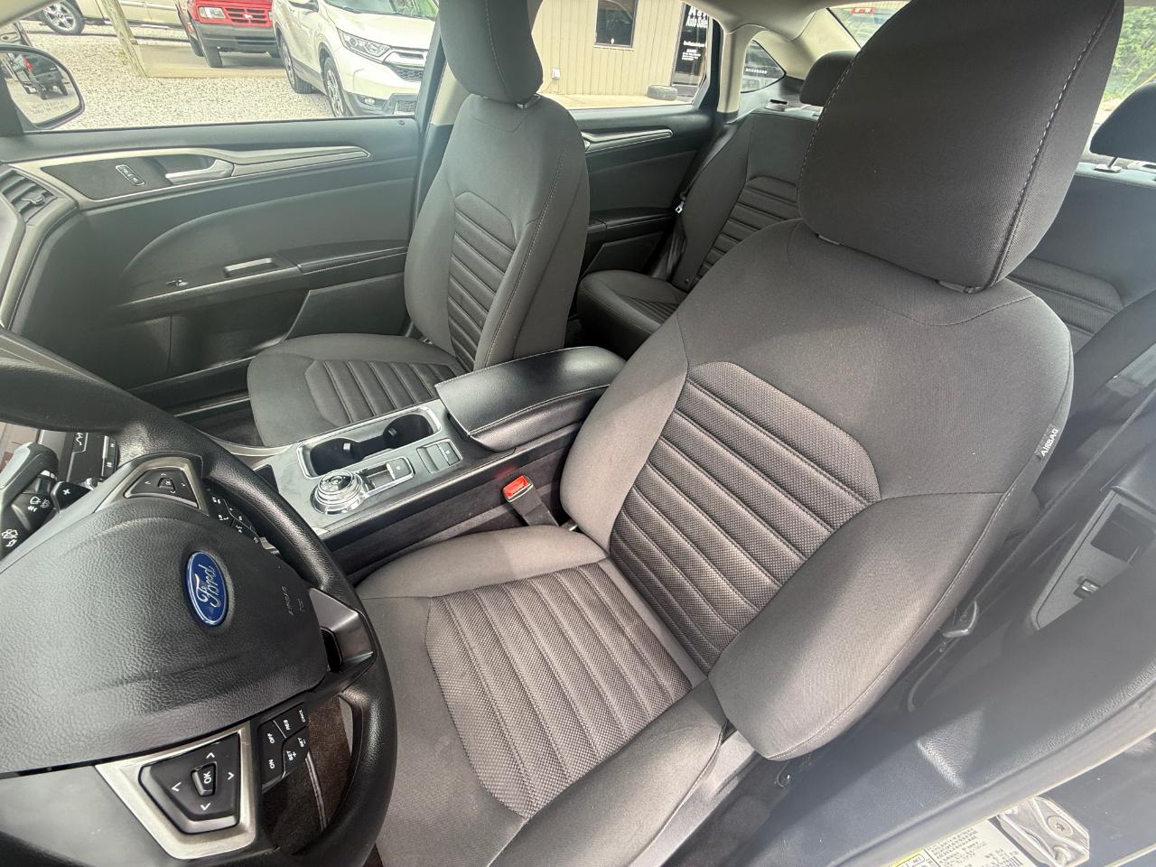 Ford Fusion SE 2019