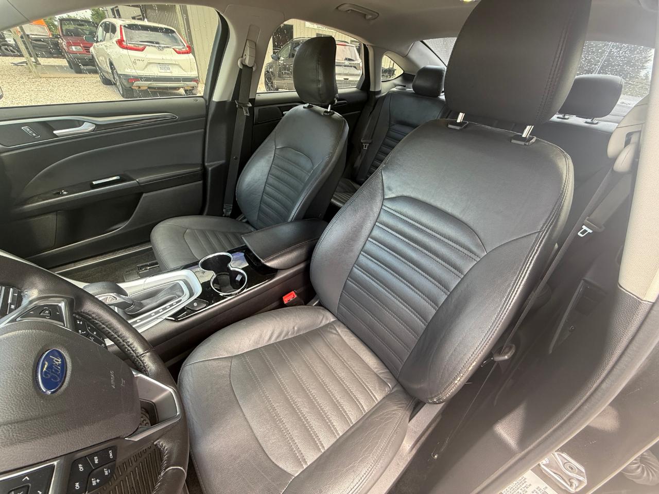 Ford Fusion SE 2016