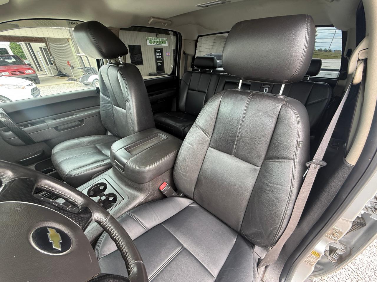 Chevrolet Silverado 1500 LT Crew Cab 4WD 2012