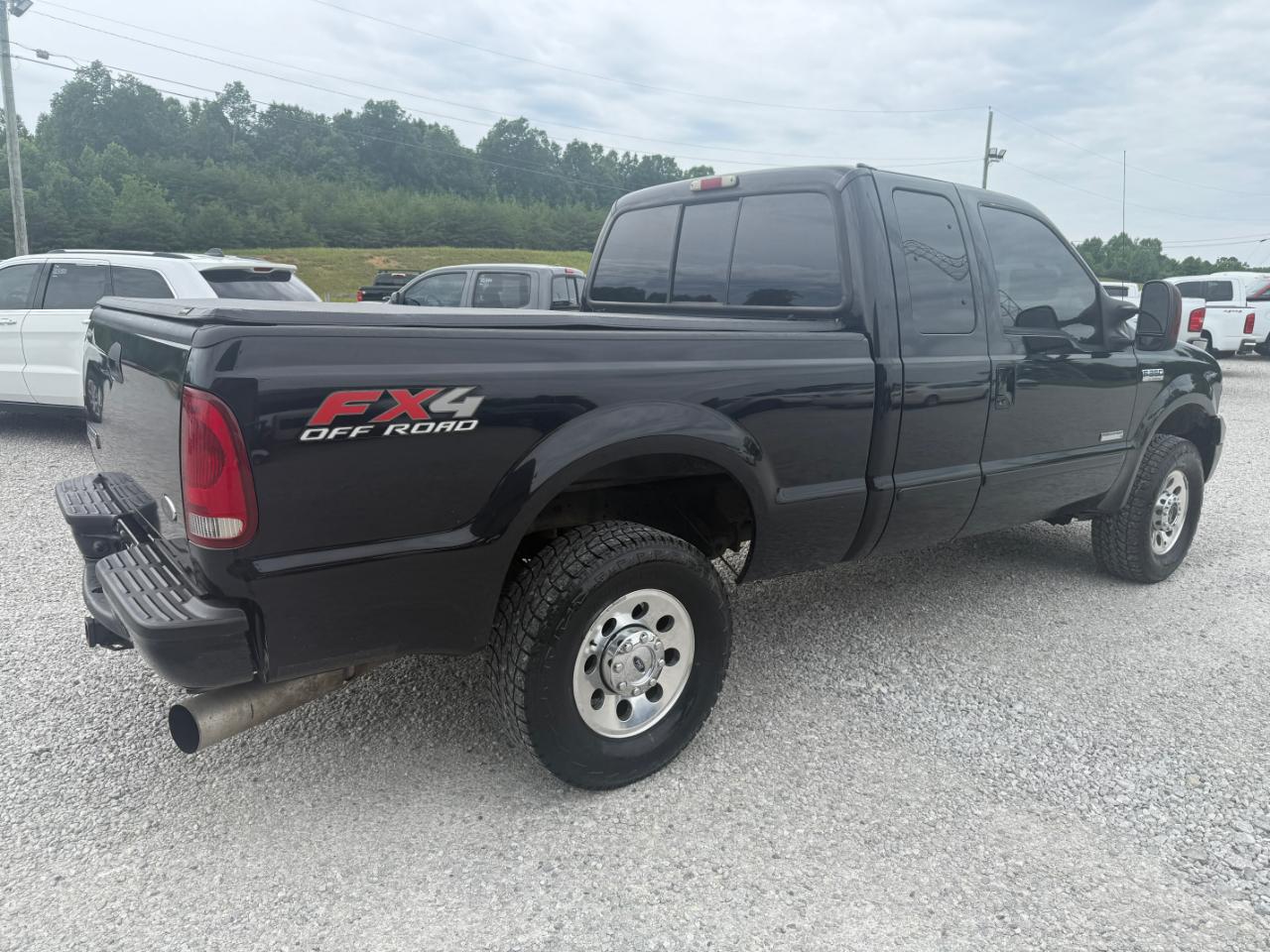 Ford F-250 SD XLT SuperCab Long Bed 4WD 2005