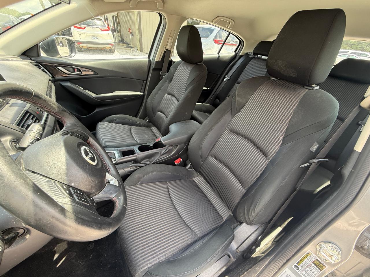 Mazda MAZDA3 i Touring AT 5-Door 2014