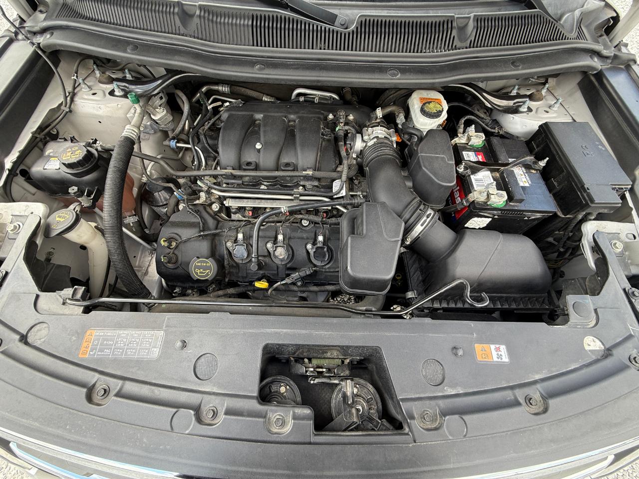 Ford Explorer Base FWD 2018