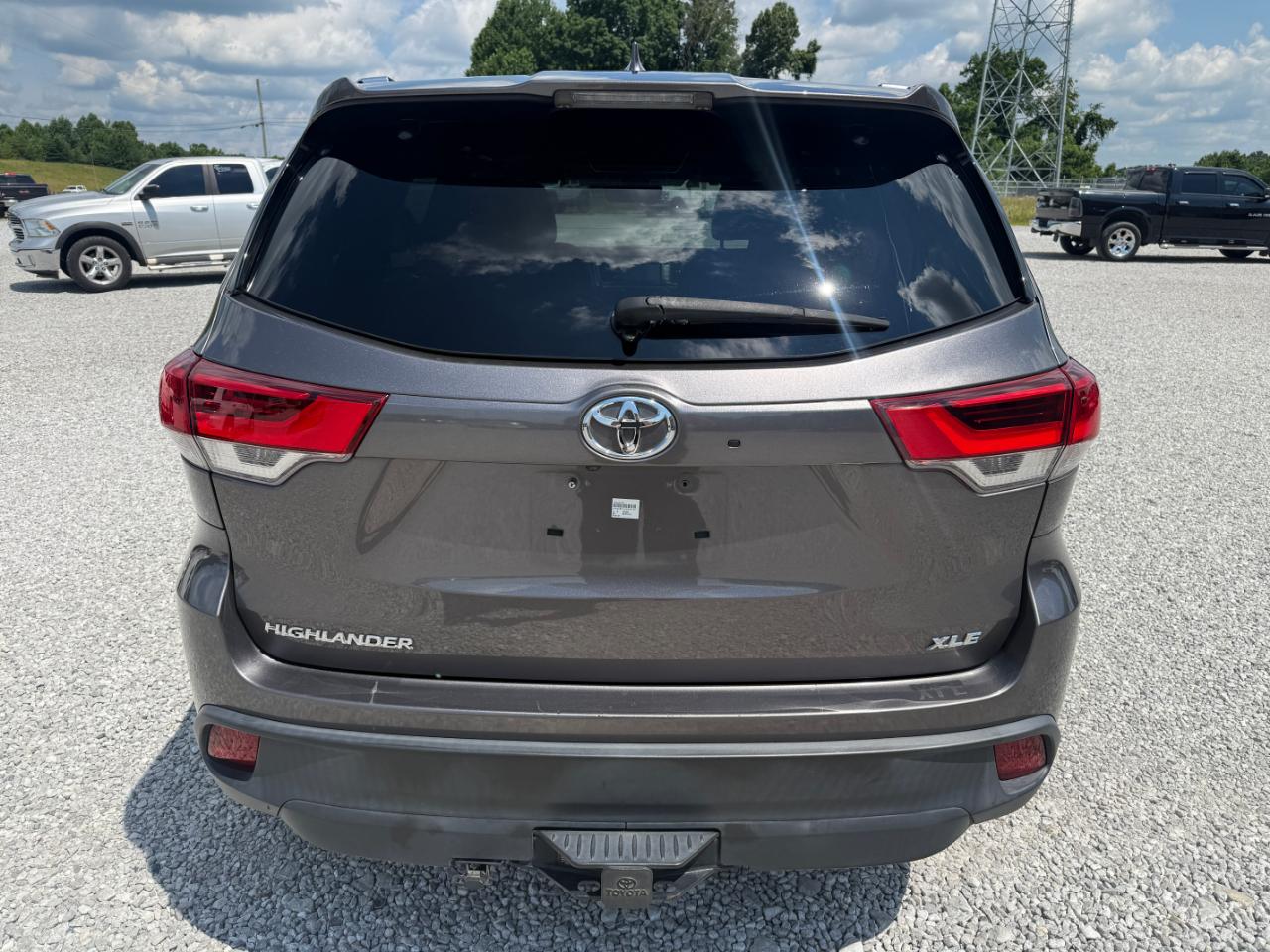 Toyota Highlander SE FWD V6 2018
