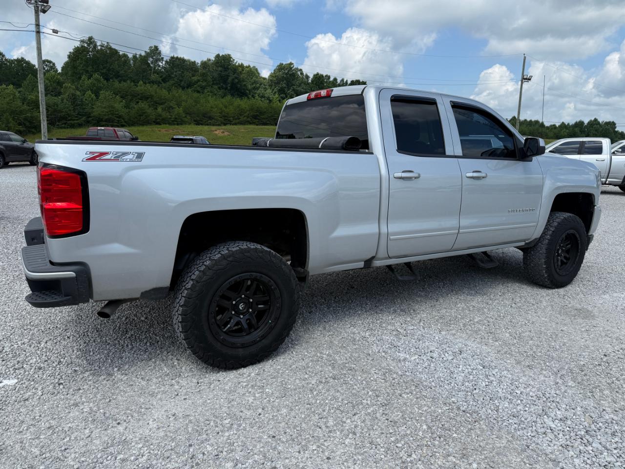 Chevrolet Silverado 1500 LT Double Cab 4WD 2017