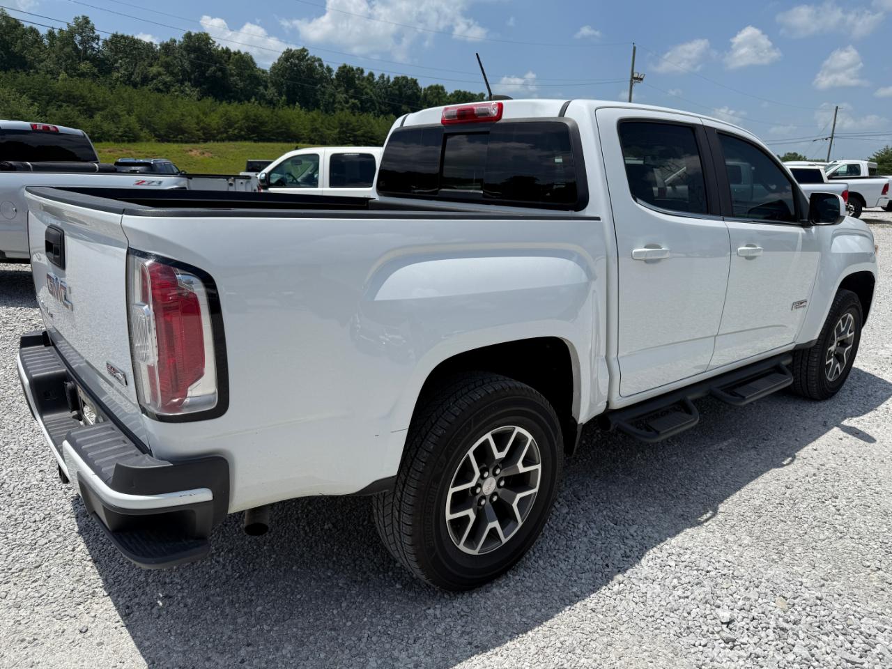GMC Canyon All Terrain Crew Cab 4WD 2019