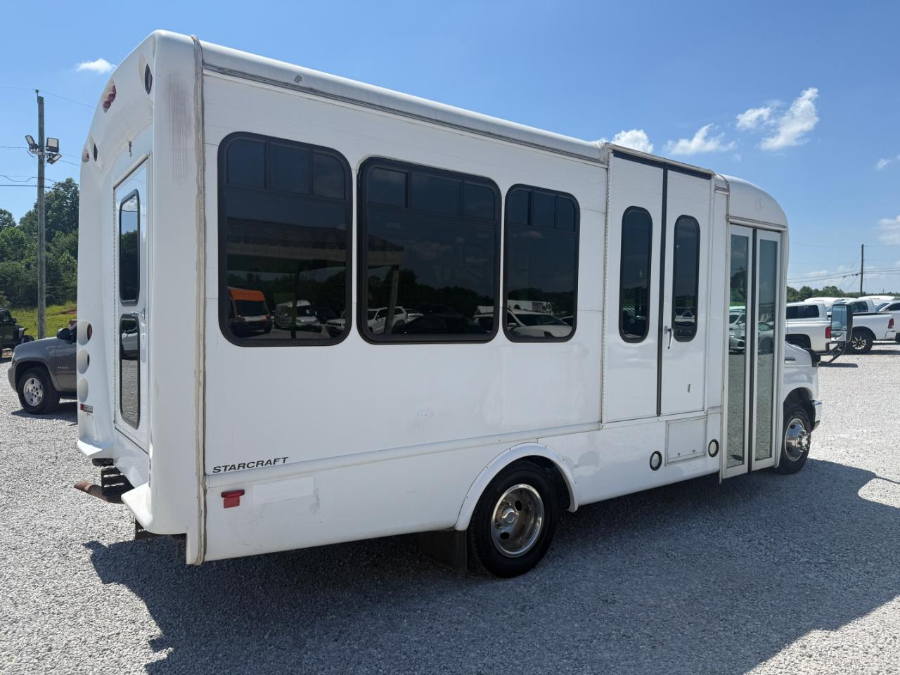 Ford Econoline E350 2016