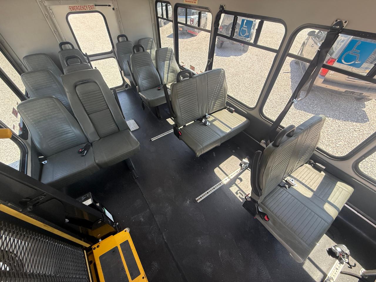 Ford Econoline E350 2016