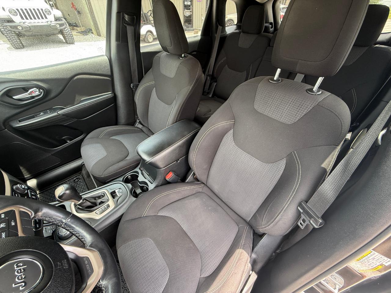 Jeep Cherokee Latitude 4WD 2015