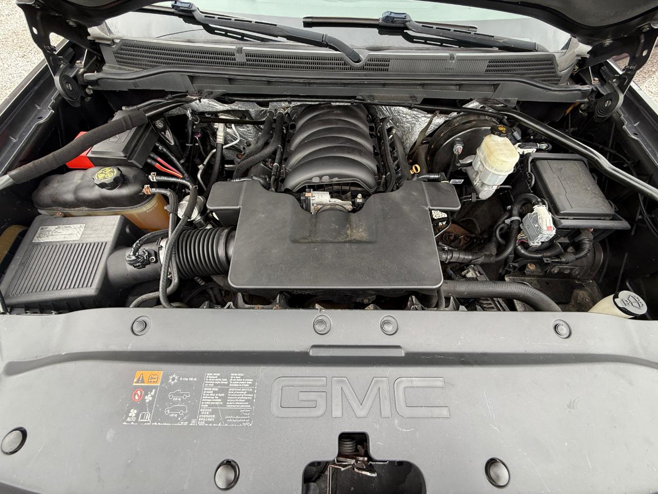 GMC Sierra 1500 SLT Crew Cab Short Box 4WD 2015