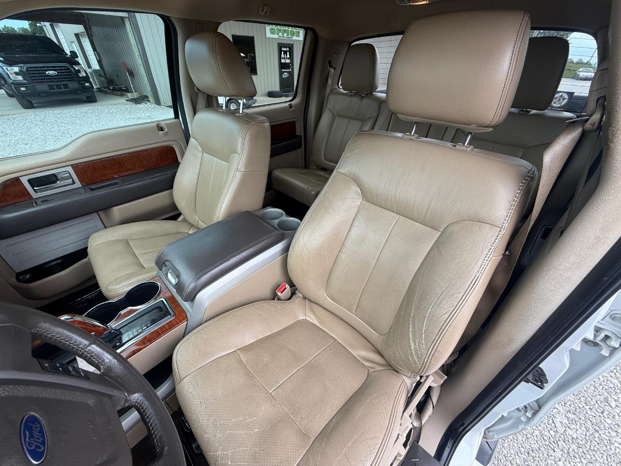 Ford F-150 Lariat SuperCrew 4WD 2010