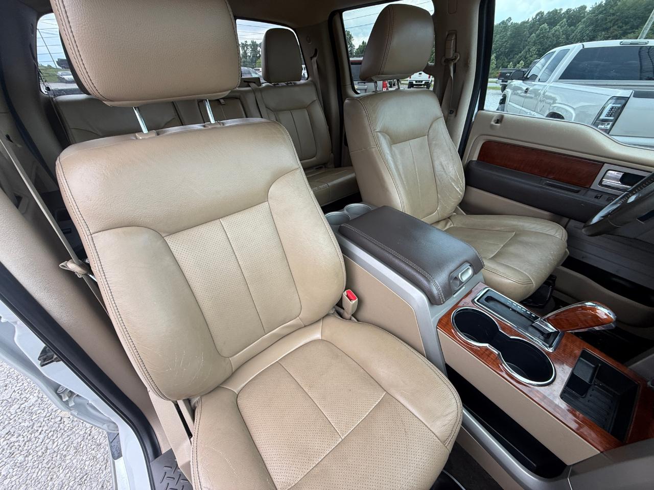 Ford F-150 Lariat SuperCrew 4WD 2010