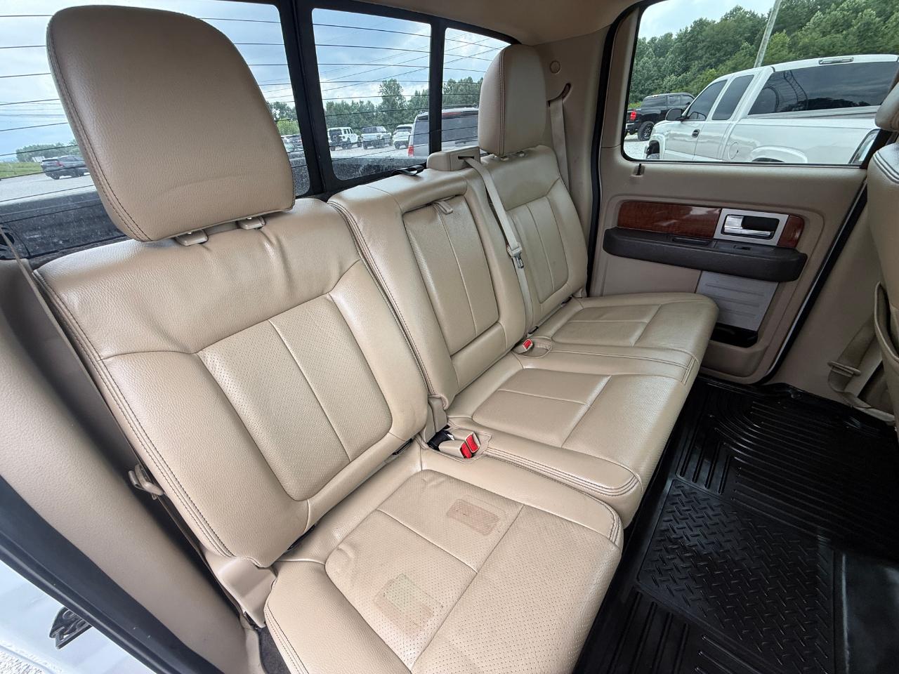 Ford F-150 Lariat SuperCrew 4WD 2010