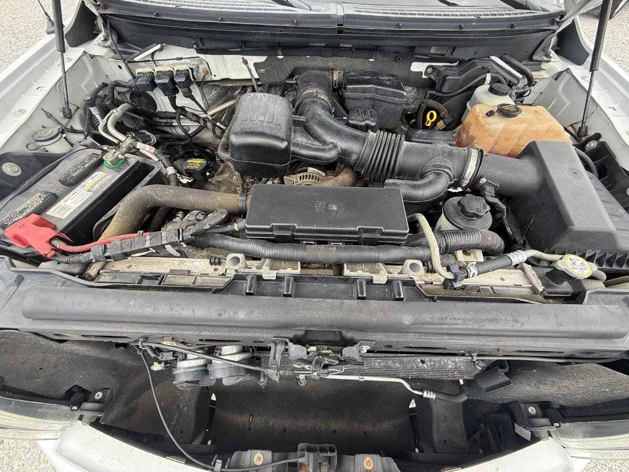 Ford F-150 Lariat SuperCrew 4WD 2010