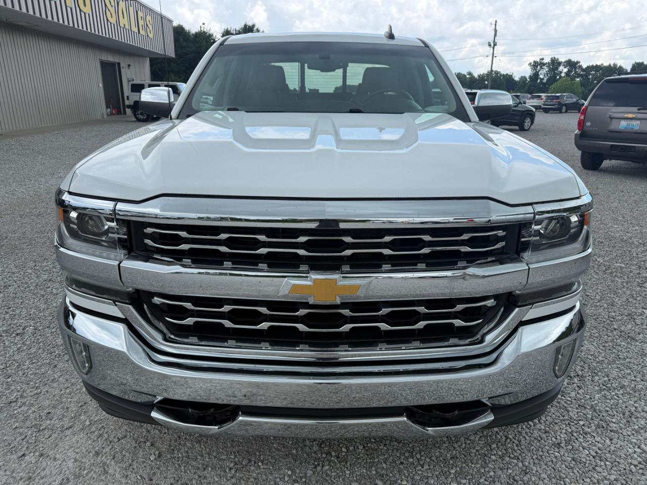 Chevrolet Silverado 1500 LTZ Double Cab Short Box 4WD 2017
