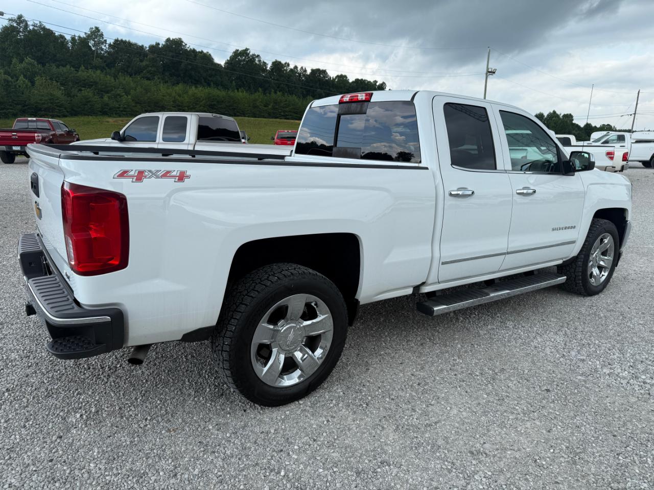 Chevrolet Silverado 1500 LTZ Double Cab Short Box 4WD 2017