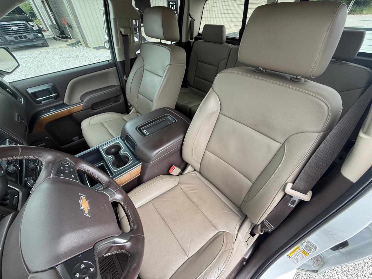 Chevrolet Silverado 1500 LTZ Double Cab Short Box 4WD 2017