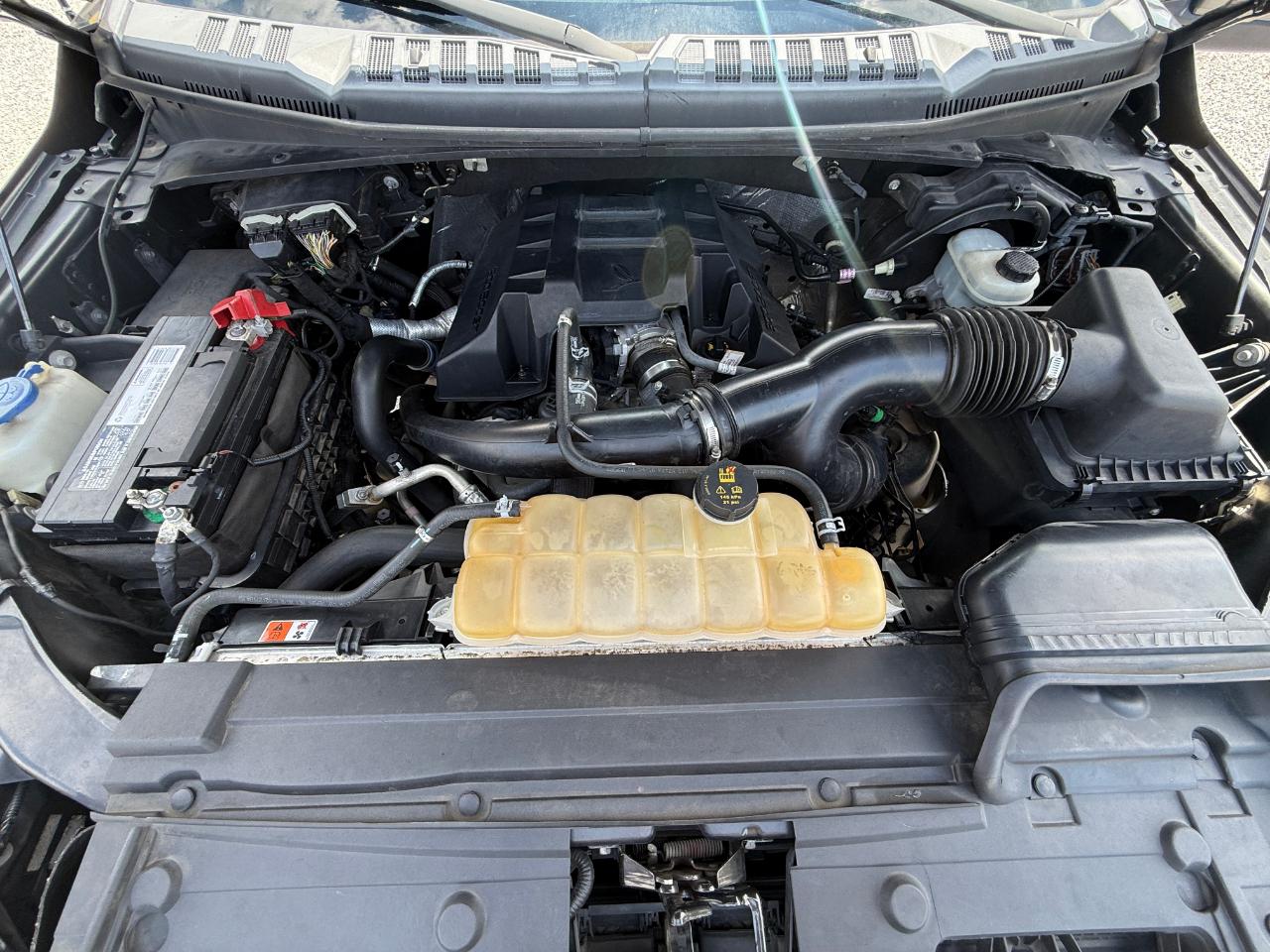 Ford F-150 Lariat SuperCrew 5.5-ft. Bed 4WD 2016