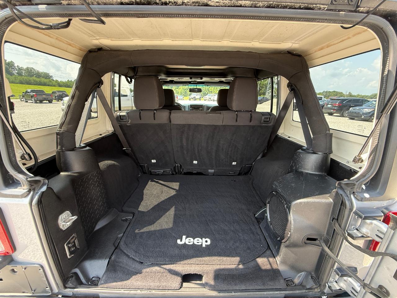Jeep Wrangler Unlimited Rubicon 4WD 2014