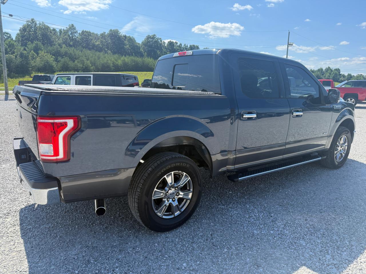 Ford F-150 Lariat SuperCrew 4WD 2017