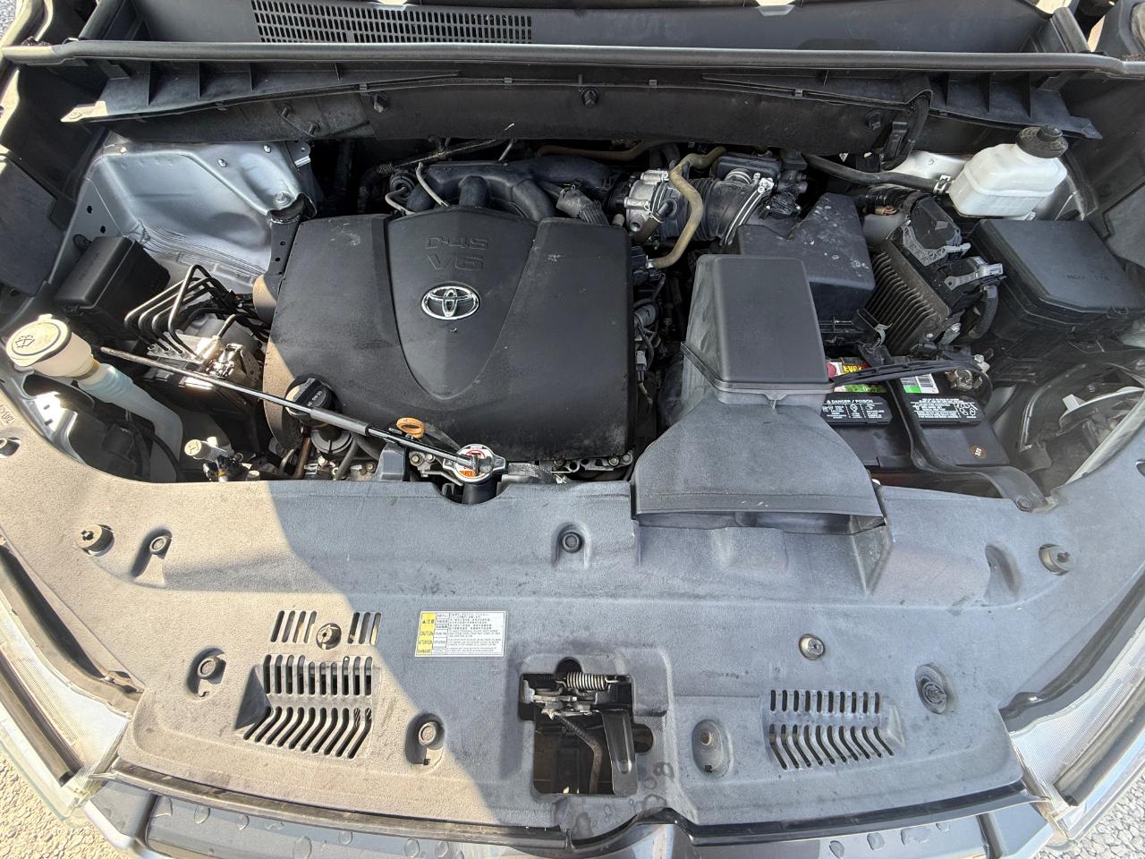 Toyota Highlander XLE AWD V6 2019