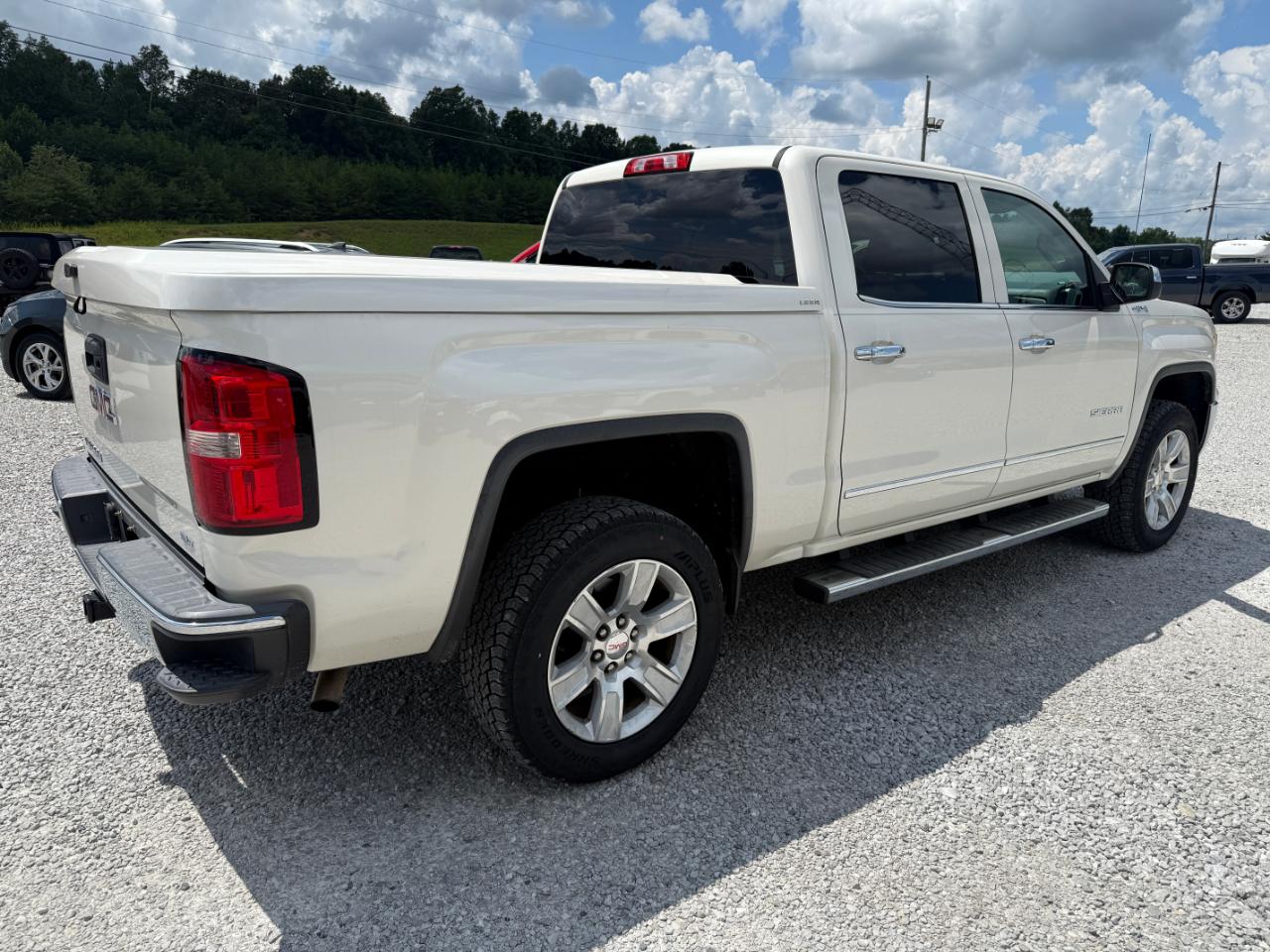 GMC Sierra 1500 SLT Crew Cab 4WD 2014