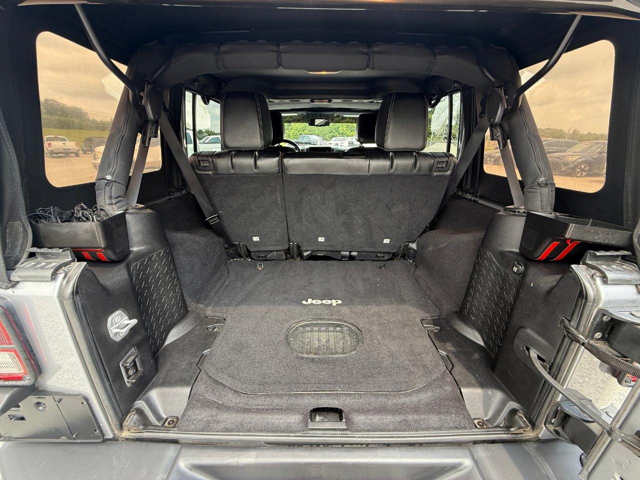 Jeep Wrangler Unlimited Rubicon 4WD 2015