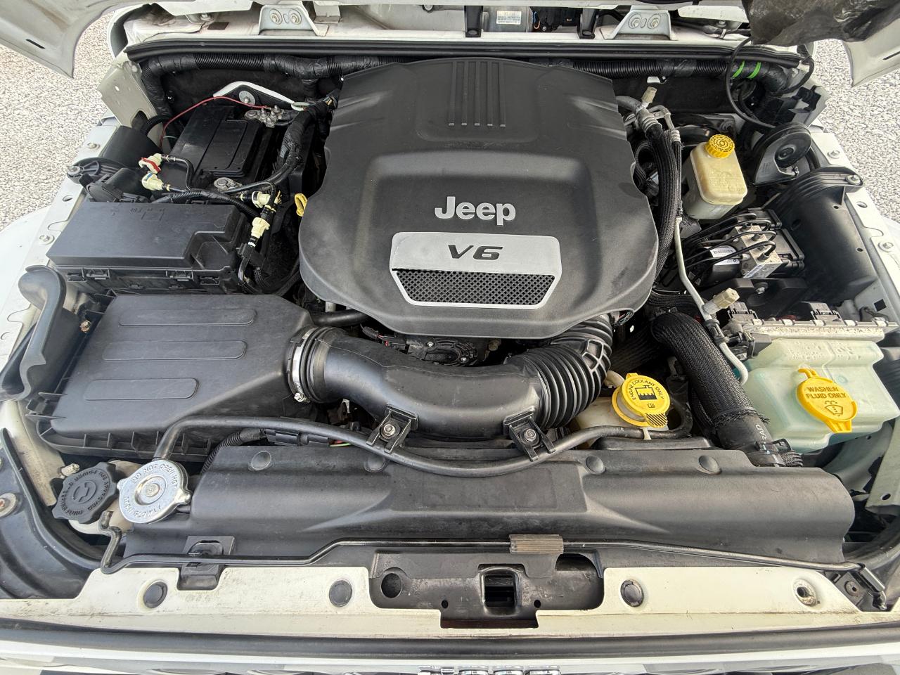 Jeep Wrangler Unlimited Sahara 4WD 2016