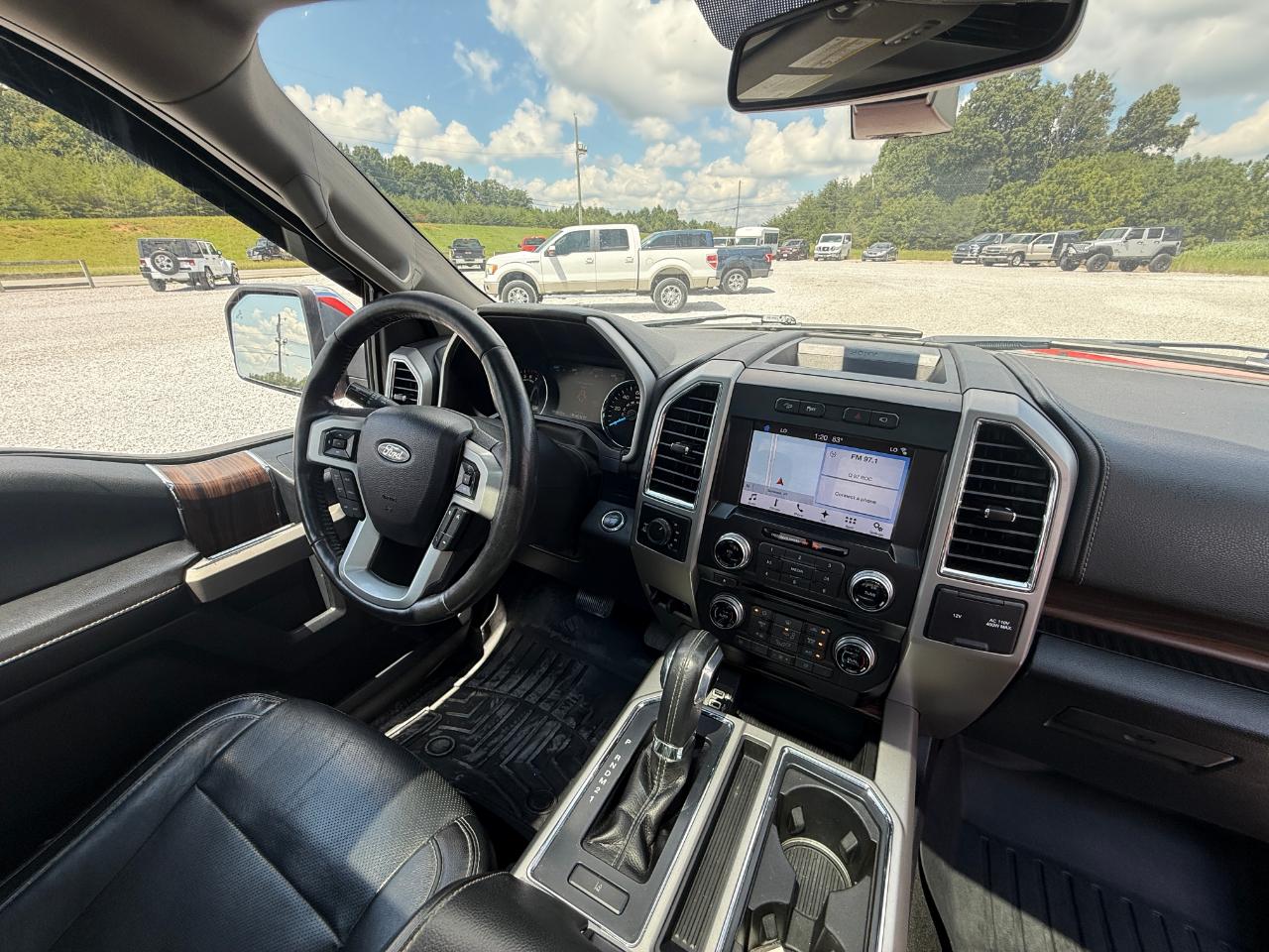 Ford F-150 Lariat SuperCrew 4WD 2017