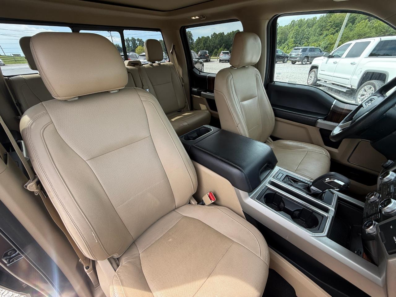 Ford F-150 Lariat SuperCrew 4WD 2015