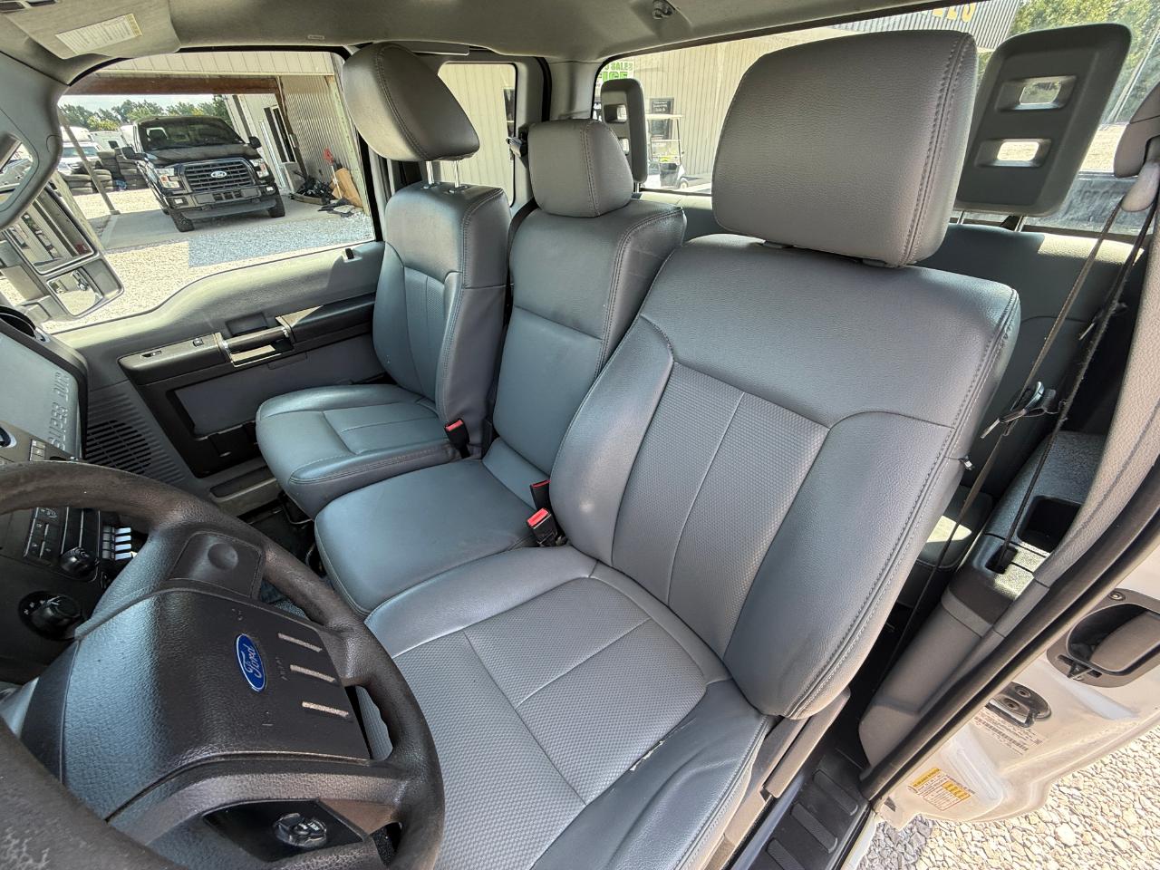 Ford F-250 SD XL SuperCab 4WD 2015