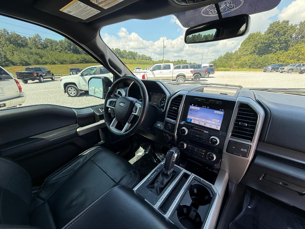 Ford F-150 Lariat SuperCrew 4WD 2017