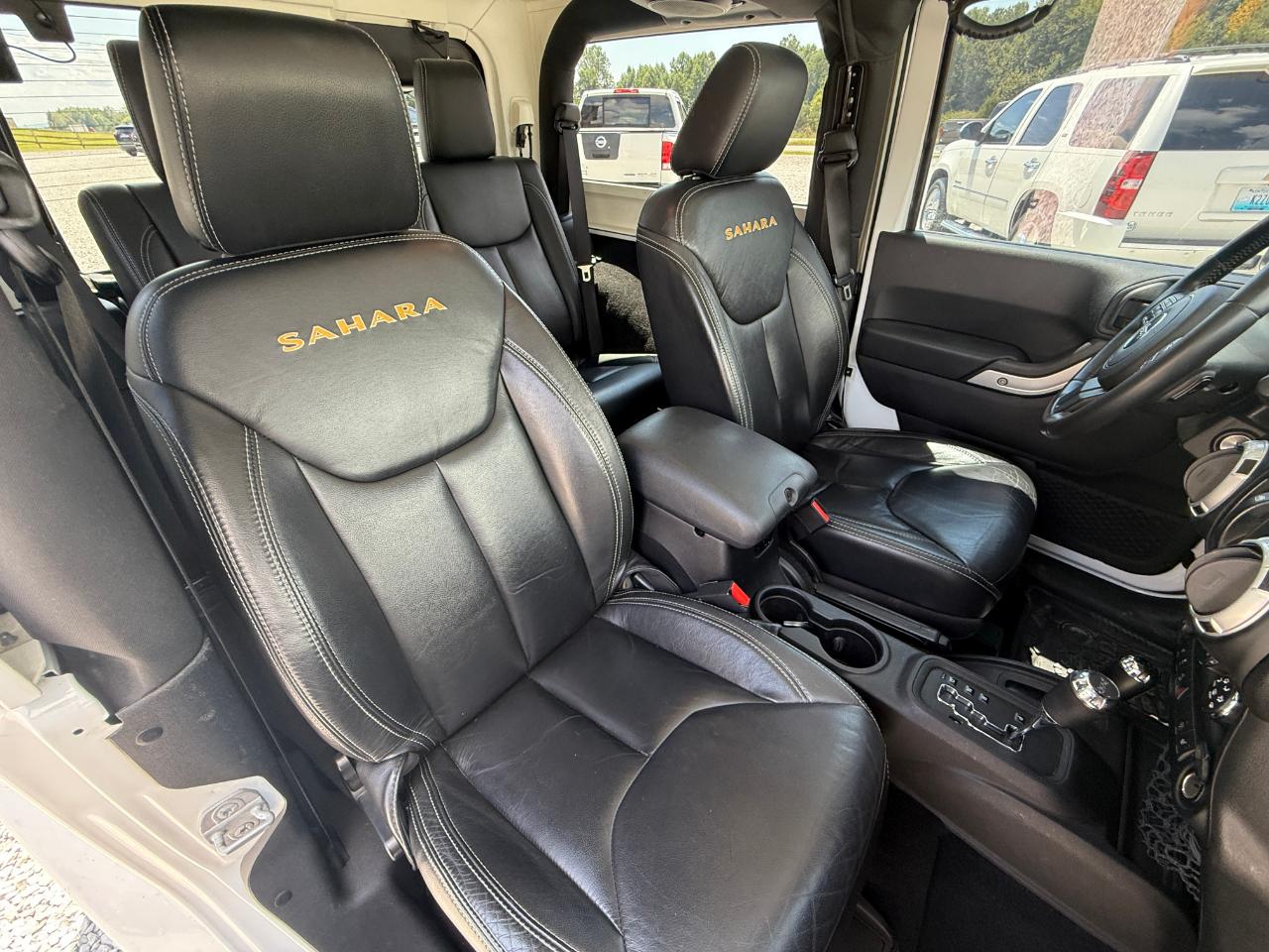 Jeep Wrangler Sahara 4WD 2014