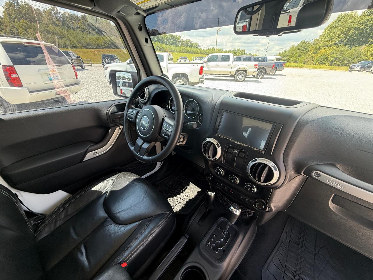 Jeep Wrangler Sahara 4WD 2014
