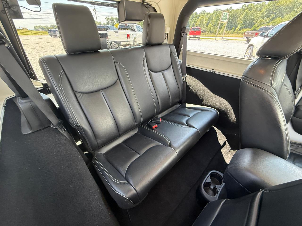Jeep Wrangler Sahara 4WD 2014