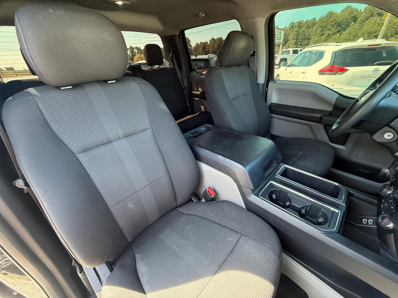 Ford F-150 Lariat SuperCrew 4WD 2017