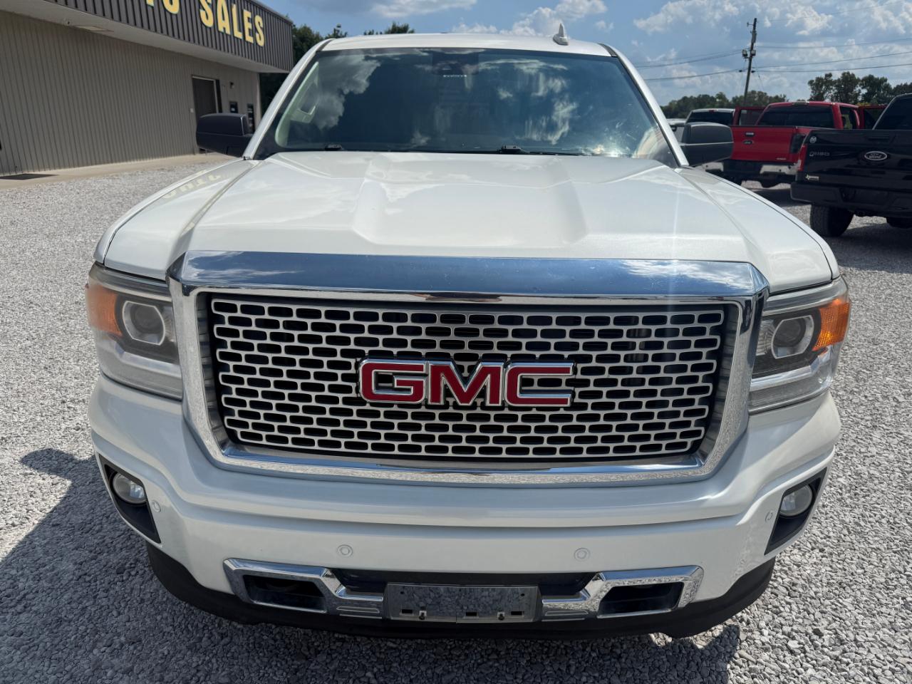 GMC Sierra 1500 Denali Crew Cab Short Box 4WD 2015