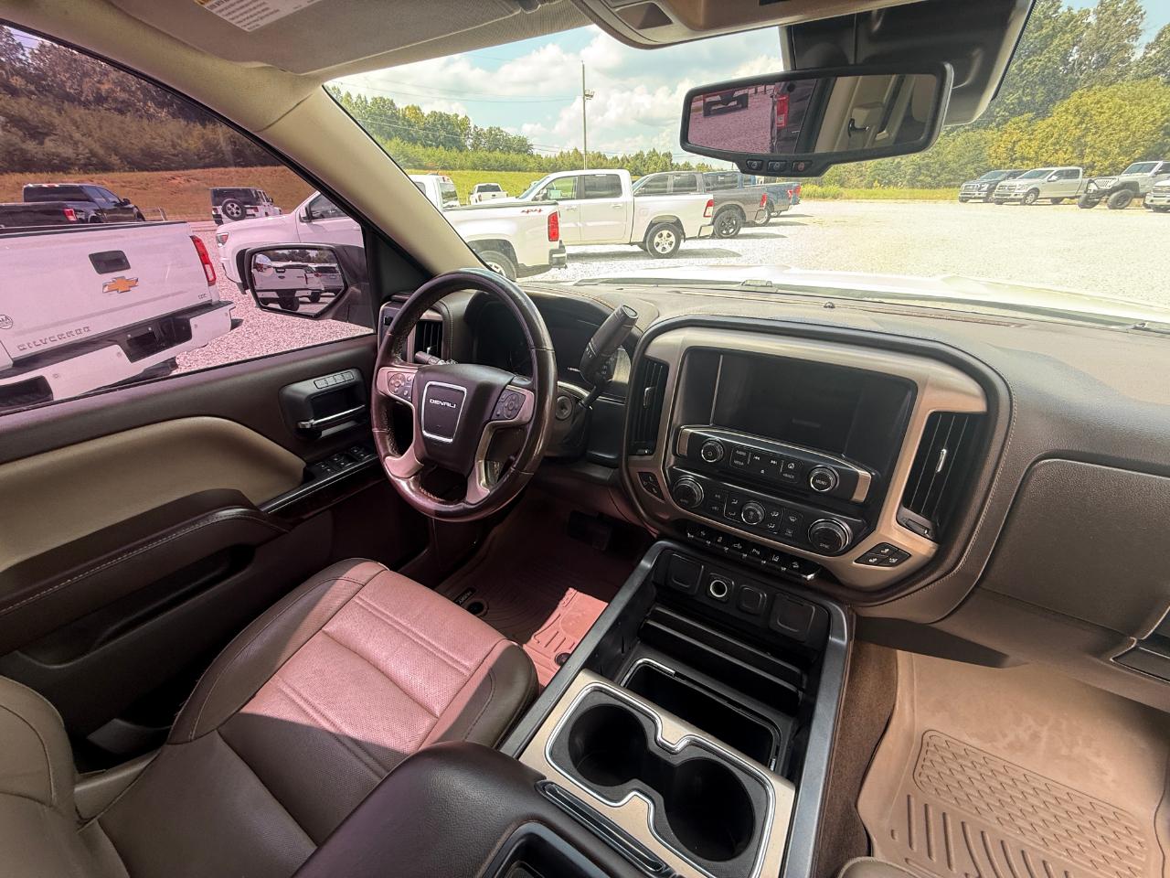 GMC Sierra 1500 Denali Crew Cab Short Box 4WD 2015