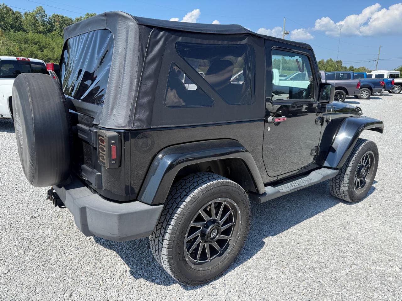 Jeep Wrangler Sahara 4WD 2013