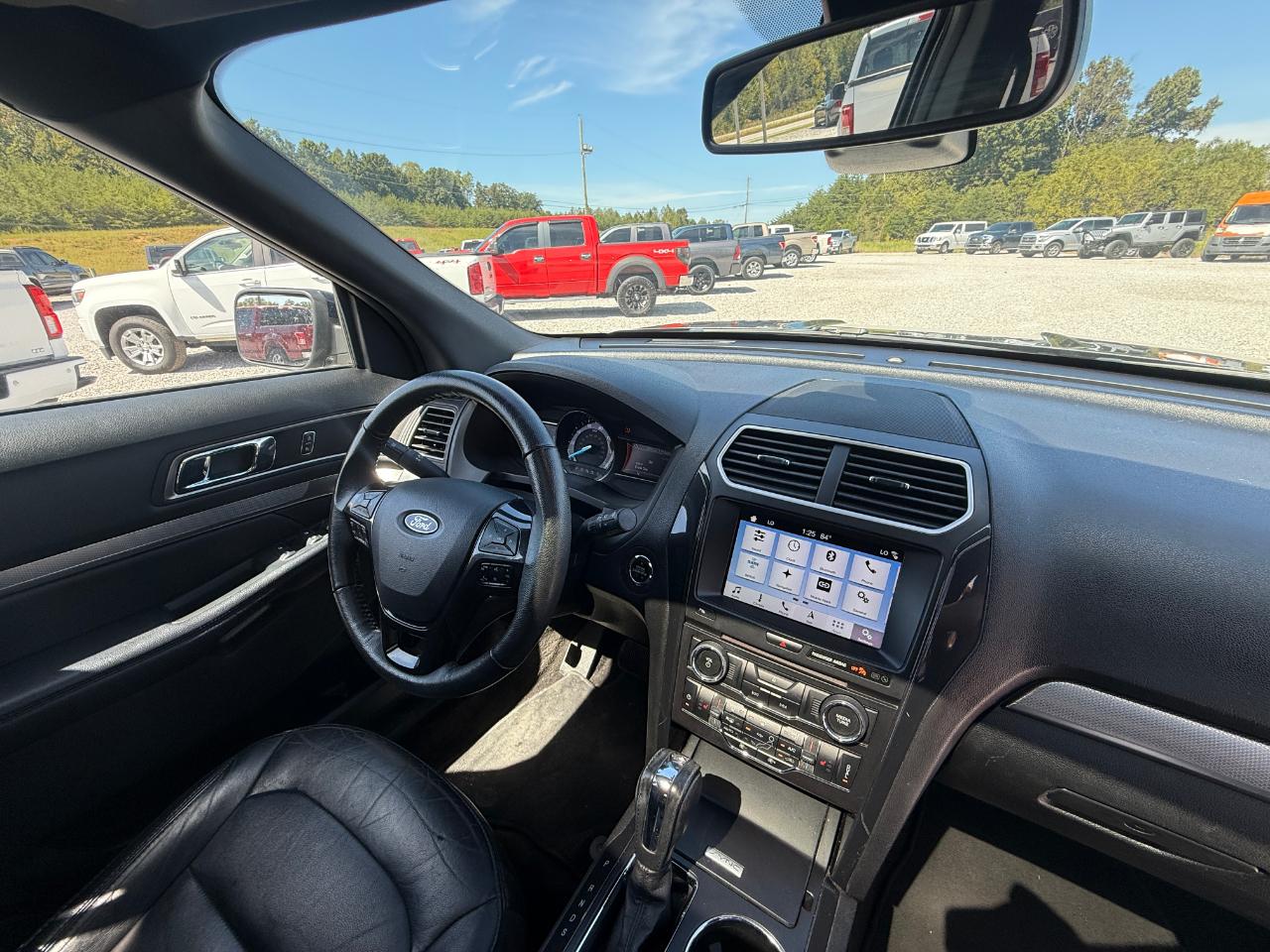 Ford Explorer XLT 4WD 2018