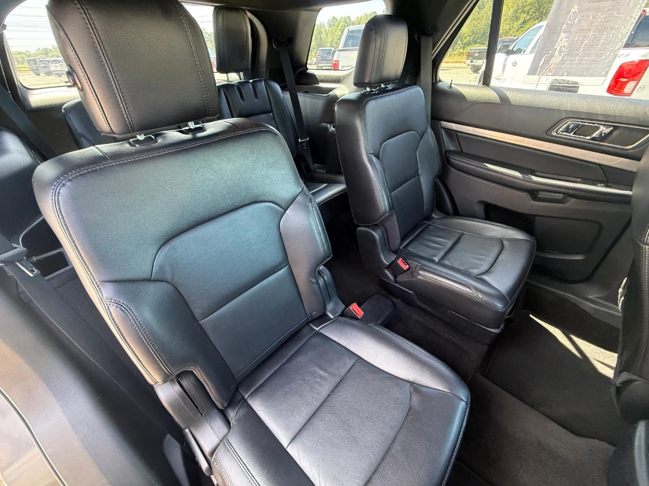 Ford Explorer XLT 4WD 2018