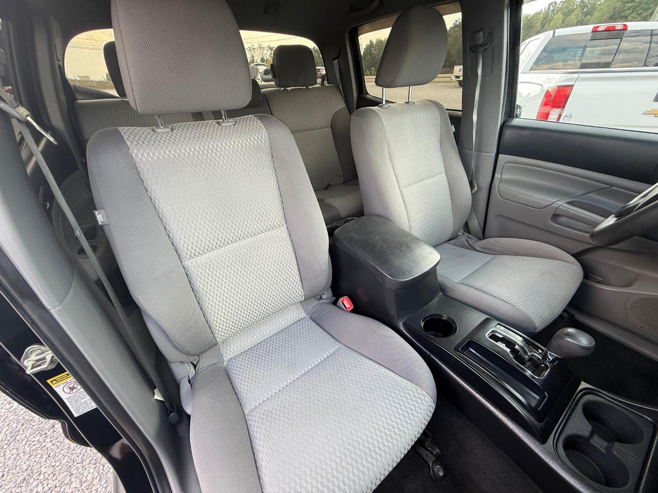 Toyota Tacoma Double Cab V6 6MT 4WD 2015