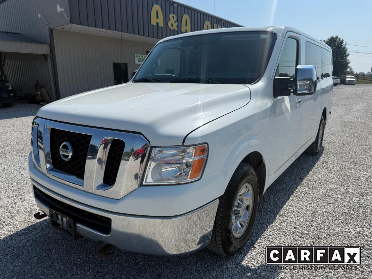 Nissan NV Passenger 3500 SV V8 2015