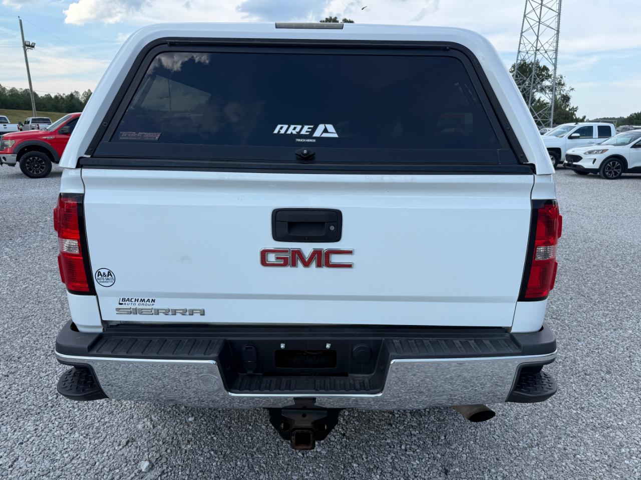 GMC Sierra 2500HD Base Crew Cab 4WD 2016