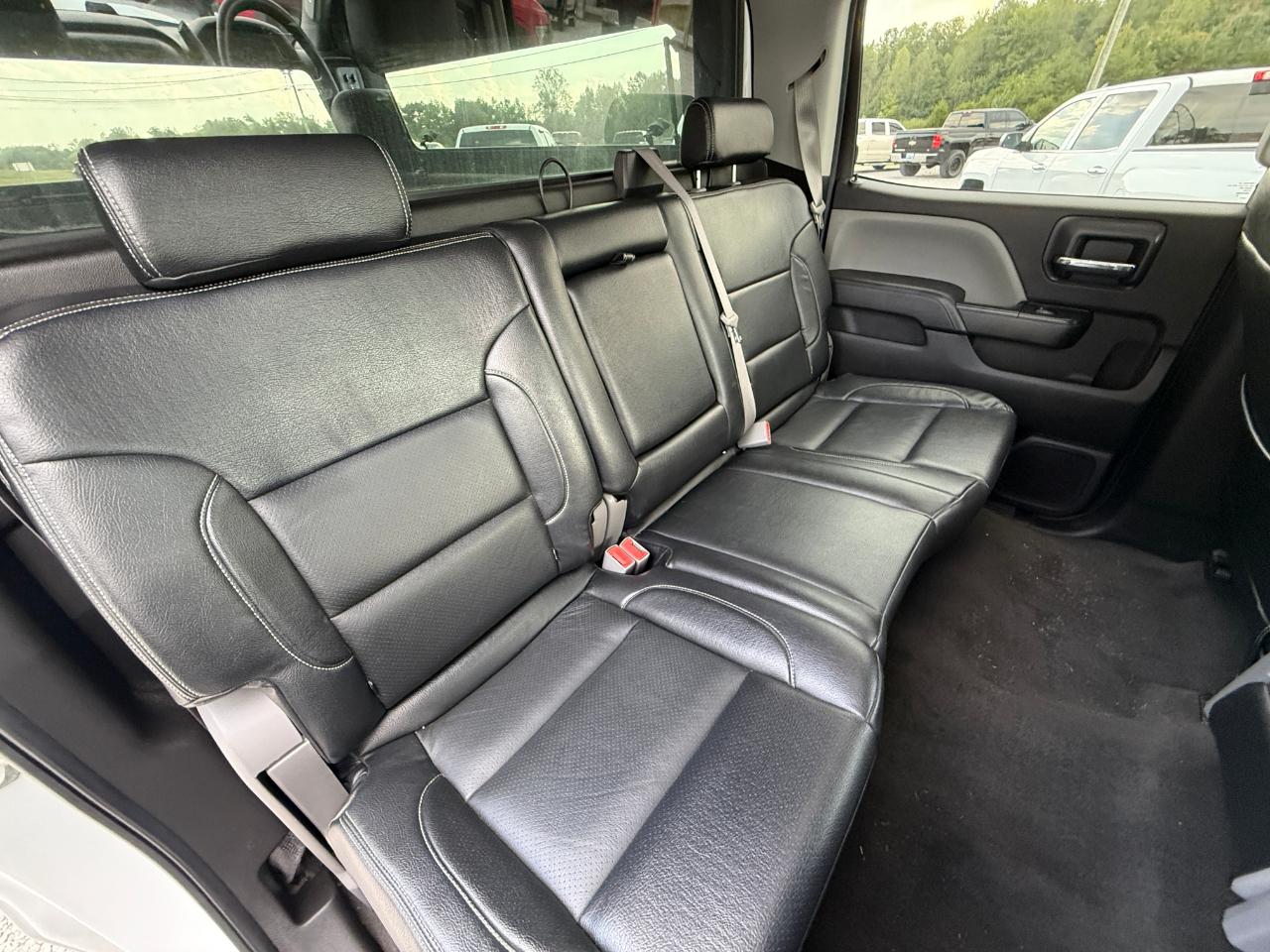 GMC Sierra 2500HD Base Crew Cab 4WD 2016