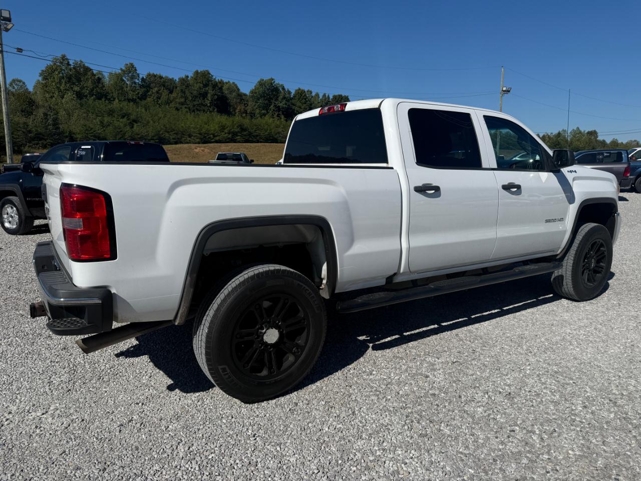 GMC Sierra 2500HD Base Crew Cab 4WD 2016