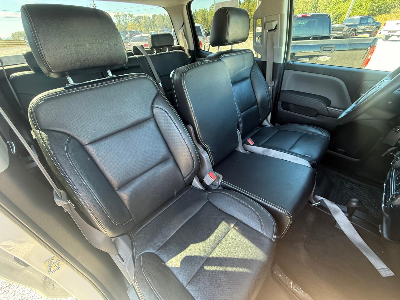 GMC Sierra 2500HD Base Crew Cab 4WD 2016