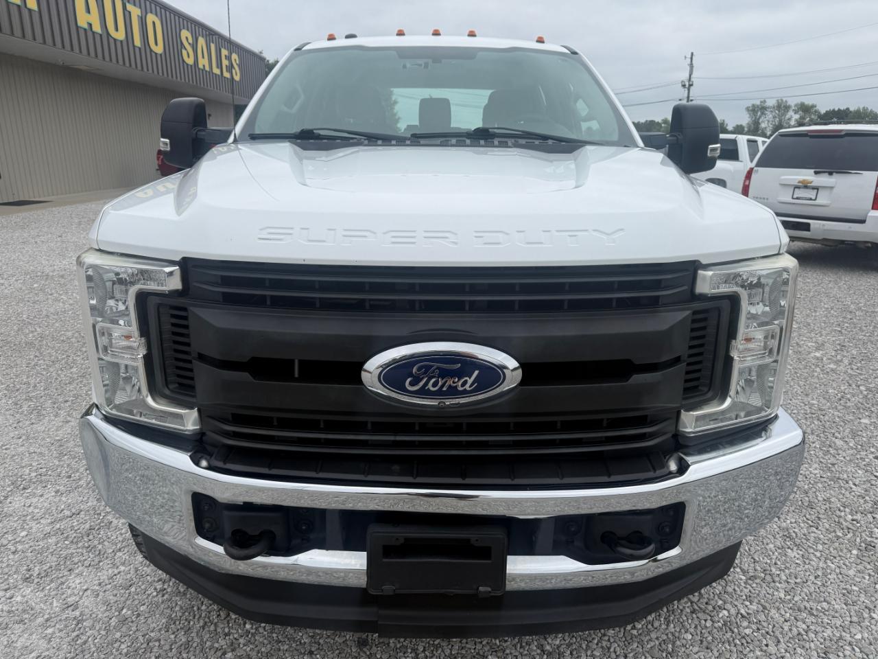 Ford F-250 SD XL Crew Cab LWB 4WD 2017