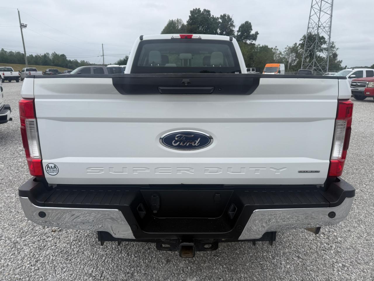Ford F-250 SD XL Crew Cab LWB 4WD 2017
