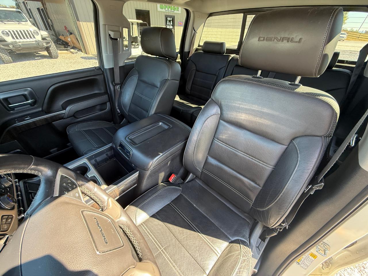 GMC Sierra 1500 Denali Crew Cab Short Box 4WD 2015